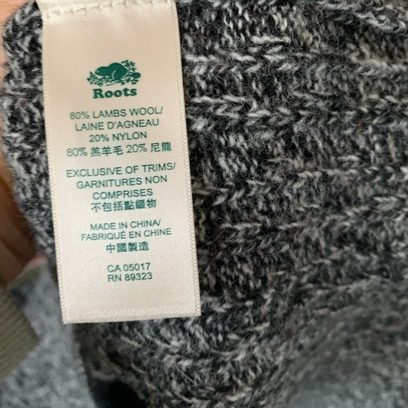 Lambswool Crewneck Warm Boyfriend Sweater, ROOTS Canada, Autumn Outerwear, L - Picture 10 of 14